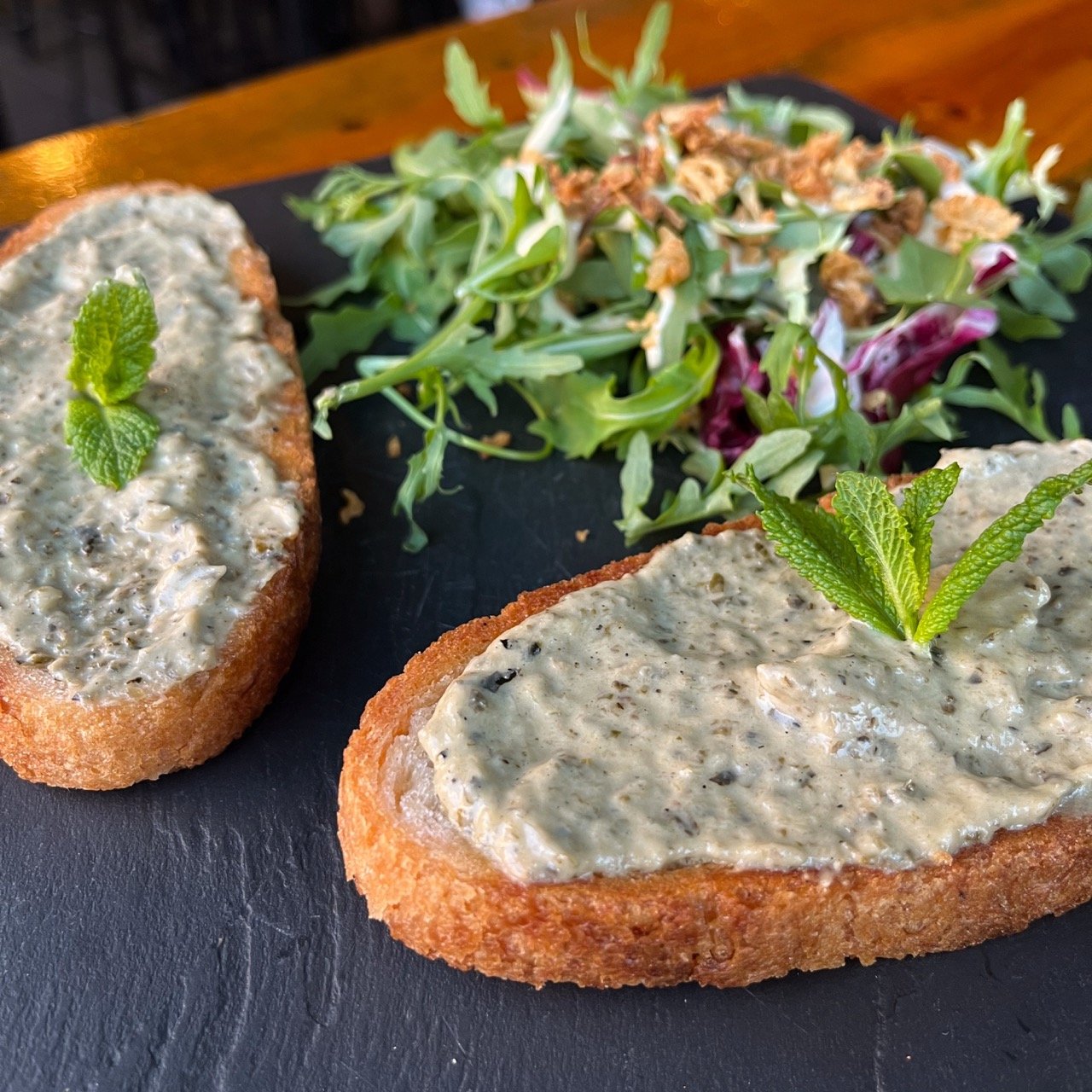 tartines poivron & vinaigre balsamique