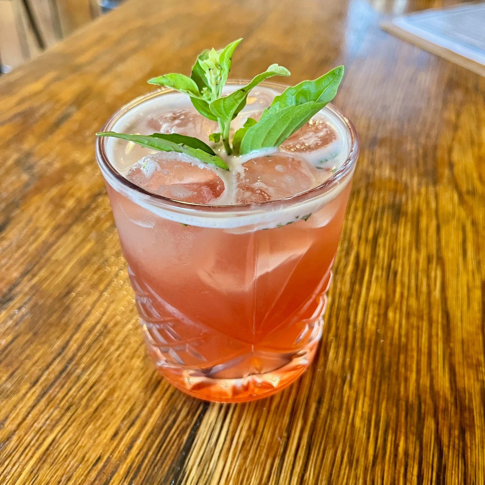Fraise Basilic Fizz